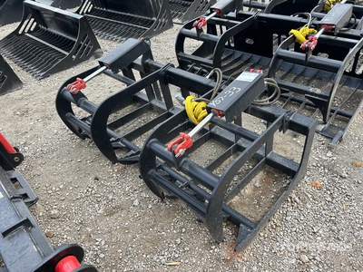 Mid-State 68 in Log 68 in Root Skid Steer Grapple
