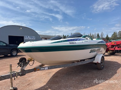 Bombardier Sea Doo Challenger 1800 18 ft Ski Boat w/ Trailer