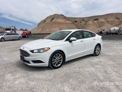 2017 Ford Fusion SE Automobile