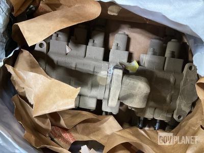 (3) 12357176 Linear Directional Control Valves