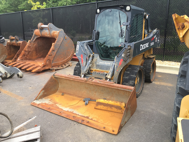 2015 John Deere 320E Skid-Steer Loader