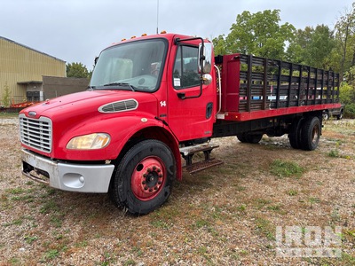 2005 Freightliner M2 106 4x2 Flatbed Truck