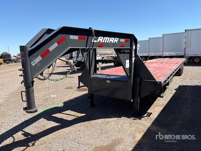 2022 Lamar 40 ft T/A Gooseneck Remolque Portamaquinaria