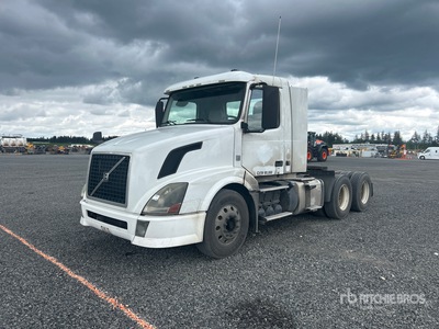 2014 Volvo VNL300 6x4 T/A Day Cab Truck Tractor
