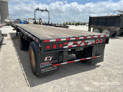 2013 Fontaine HCVSF12WSA 48 ft T/A Spread Axle Flatbed Trailer