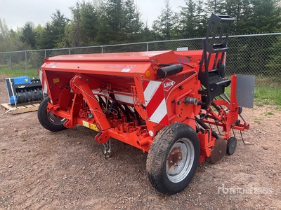 Kuhn Premia 300 9 ft 5 in 3-Point Seminatrice