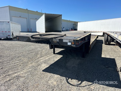2016 Trail King TK80HT 48 ft T/A Step Deck Trailer