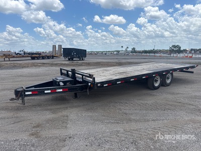 2015 PJ Trailers 22 ft T/A Tilt Deck Trailer