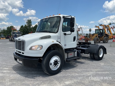 2018 Freightliner M2 106 4x2 Cabina per trattore stradale 2 assi