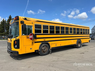 2012 BlueBird TX3 4x2 72-Seat School Autobus