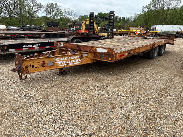 2000 Custom Trailers 10T242 24 ft T/A Equipment Trailer