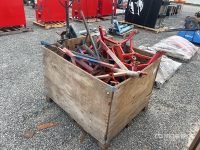 B & B Steel Quantity of V-Head Jack Pipe Stand