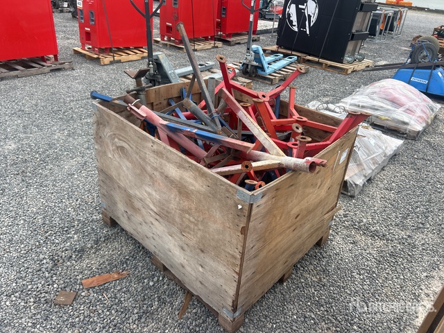 B & B Steel Quantity of V-Head Jack Pipe Stand