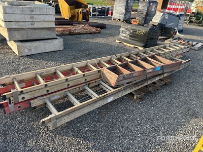 Quantity of (4) Werner/Louisville Ladders