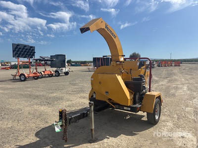 Vermeer BC900XL Tow-Behind Chipper