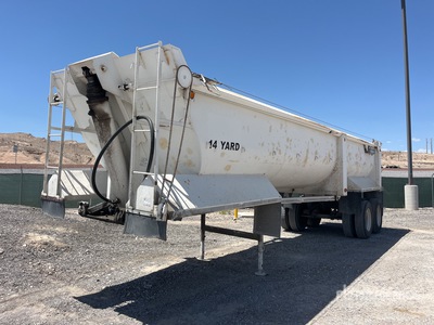 Western Construction 32 ft T/A End Dump Trailer