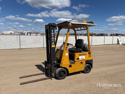 1988 Toyota 02-2FGC20 4000 lb Cushion Tire Forklift