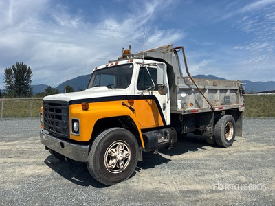 2000 International 4x2 S/A-kiepwagen