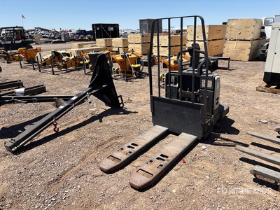 2004 Crown PE4000-60 Electric Pallet Jack