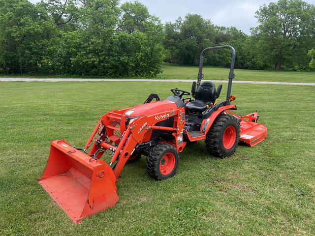 2022 Kubota B2601HSD 4WD Utility Tractor