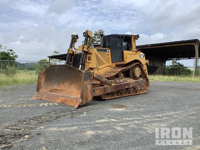 2010 Cat D8T TRACTOR جرافة مجنزرة