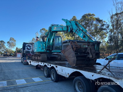 2015 Kobelco SK135SR-3 Excavadora de Cadenas