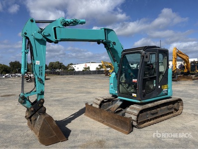 2014 Kobelco SK80SR-3E Escavatore cingolato