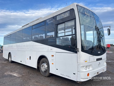 2003 Mercedes Benz 0500 1725 4x2 58-Seat Coach
