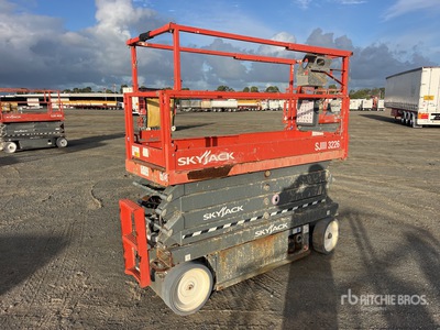 2017 Skyjack SJIII 3226 Electric Scissor Lift