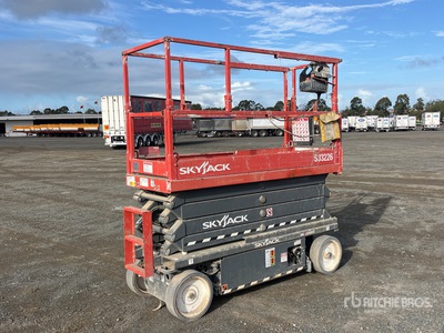 2020 Skyjack SJIII 3226 Electric Scissor Lift