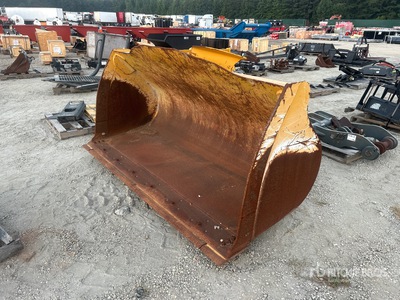 John Deere 444624 100 in 2.75 cyd Q/C General Purpose Wheel Loader Bucket
