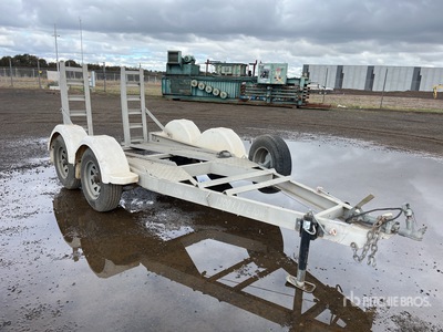 2010 Custom Built 2.5 m Bogie/A Equipment Trailer