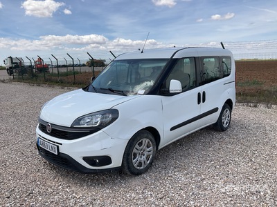 2021 Fiat Doblo 5 فان نقل ركاب