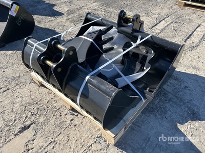 Quantity of (4) 2026 Excavator Attachments エクスカベーター用アタッチメント - その他 - Fits 2 - 3 Ton (Unused)