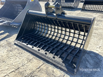 2026 Warrior 1320 mm Q/C Cleanup Cazo para excavadora - Fits 5 - 6 Ton (Unused)