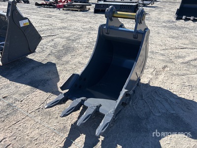 2026 Warrior 600 mm Q/C Digging Cazo para excavadora - Fits 12 - 14 Ton (Unused)