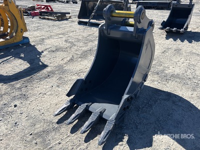 2026 Warrior 600 mm Q/C Digging Cazo para excavadora - Fits 12 - 14 Ton (Unused)