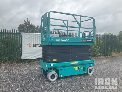 2024 Sunward SWSL1412DC Electric Scissor Lift