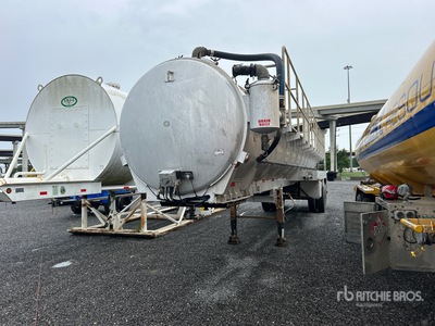 2012 Overland T/A Vacuum Tanker Trailer
