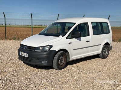 2020 Volkswagen Caddy 5 فان نقل ركاب
