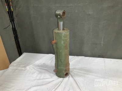 JLG 6623300 Cylinder