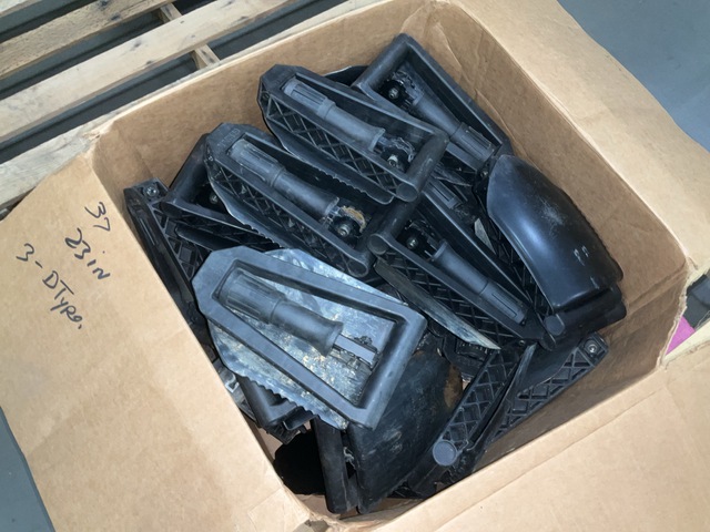(37) Entrenching Tools