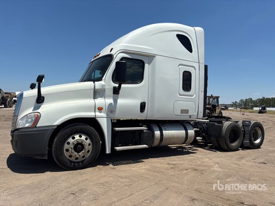 2019 Freightliner Cascadia 125 6x4 T/A Sleeper Truck Tractor