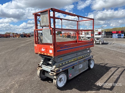 2010 Skyjack SJ3220 Electric Scissor Lift