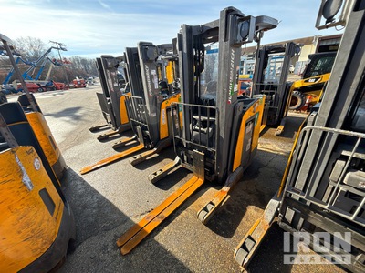 2018 Jungheinrich ETR230A 3000 lb Elektrogabelstapler