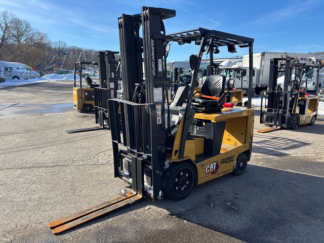 2021 Cat EC25EN2 4100 lb Electric Forklift 2021 Cat EC25EN2 4100 lb Electric Forklift