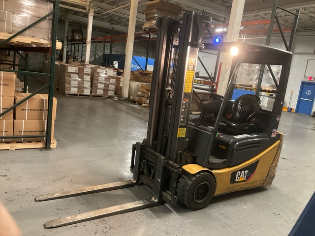 2016 Cat MH 2ET4000 3660 lb Electric Forklift