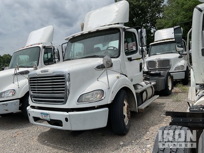 2013 Freightliner M2112 4x2 S/A Day Cab Truck Tractor