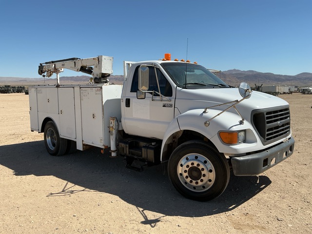 2001 Ford Service Truck