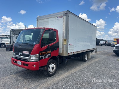 2017 Hino 195 4x2 Van Truck